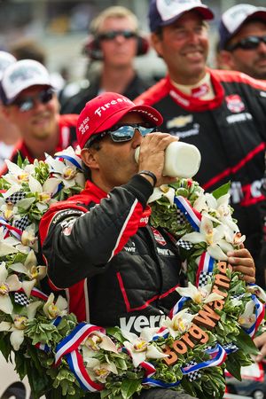 Race winner Juan Pablo Montoya, Team Penske Chevrolet