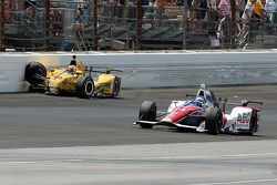 Oriol Servia, Rahal Letterman Lanigan Racing Honda crashes