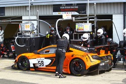 #58 Von Ryan Racing McLaren 650S: Shane van Gisbergen, Robert Bell, Kevin Estre