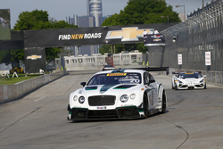 #20 Team Bentley Dyson Racing Bentley Continental GT3: Butch Leitzinger