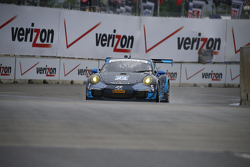 #23 Alex Job Racing Porsche 911 GT America: Ian James, Mario Farnbacher
