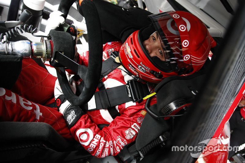 Troisième place pour Larson en qualification
