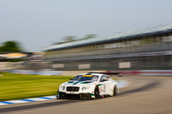 #20 Bentley Team Dyson Racing Bentley Continental GT3: Butch Leitzinger