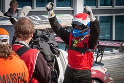 Ganador de la Carrera Christiaan Frankenhout celebra