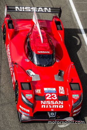 #23 Nissan Motorsports Nissan GT-R LM NISMO