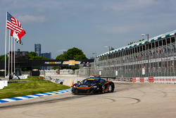 #9 K-Pax Racing McLaren 650S GT3: Kevin Estre