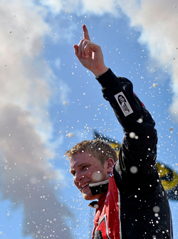 Race winner Chris Buescher, Roush Fenway Racing Ford