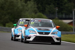 Michel Nykjaer, SEAT Leon, Target Competition et Stefano Comini, SEAT Leon, Target Competition