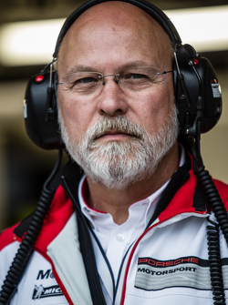 Porsche Team Manthey Porsche 911 RSR: Олаф Мантей