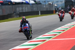Jorge Lorenzo, Yamaha Factory Racing con Andrea Dovizioso, y Andrea Iannone, Ducati Team