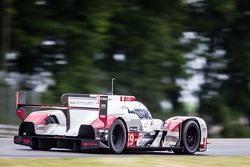 #9 Audi Sport Team Joest Audi R18 e-tron quattro: René Rast, Filipe Albuquerque, Marco Bonanomi