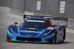 #90 VisitFlorida.com Racing Corvette DP: Richard Westbrook, Michael Valiante