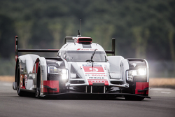 #9 Audi Sport Team Joest Audi R18 e-tron quattro: René Rast, Filipe Albuquerque, Marco Bonanomi