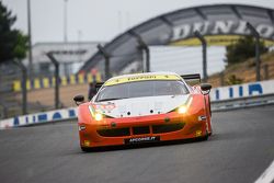 #55 AF Corse Ferrari 458 GTE: Duncan Cameron, Matt Griffin, Alexander Mortimer