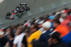 Фернандо Алонсо, McLaren MP4-30