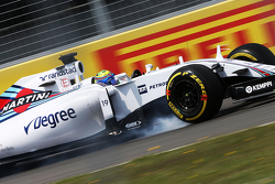 Felipe Massa, Williams FW37 se bloquea en la frenada