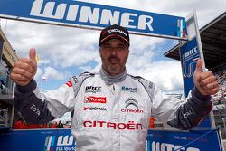 Polesitter Yvan Muller, Citroën C-Elysée WTCC, Citroën World Touring Car team