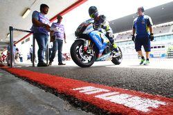 Alex Lowes, Voltcom Crescent Suzuki