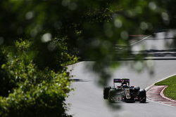 Pastor Maldonado, Lotus F1 E23