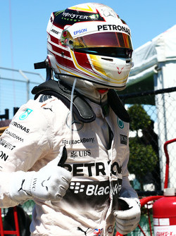 Lewis Hamilton, Mercedes AMG F1 celebra pole no parc ferme