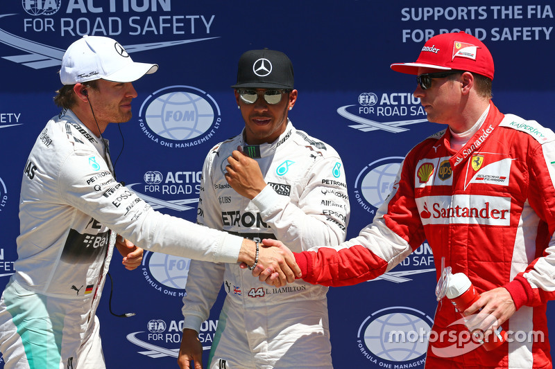 Qualifying, Top 3 im Parc Fermé: Nico Rosberg, Mercedes AMG F1; Pole-Sitter: Lewis Hamilton, Mercede