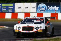 #83 Bentley Team HTP Bentley Continental GT3: Tom Dillman, Jules Szymkowiak