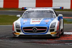 #70 GT Russian Team Mercedes SLS AMG GT3: Alexei Karachev, Bernd Schneider