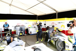 Nelson Piquet Jr., China Racing