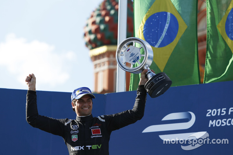 Pemenang balapan: Nelson Piquet Jr.: China Racing