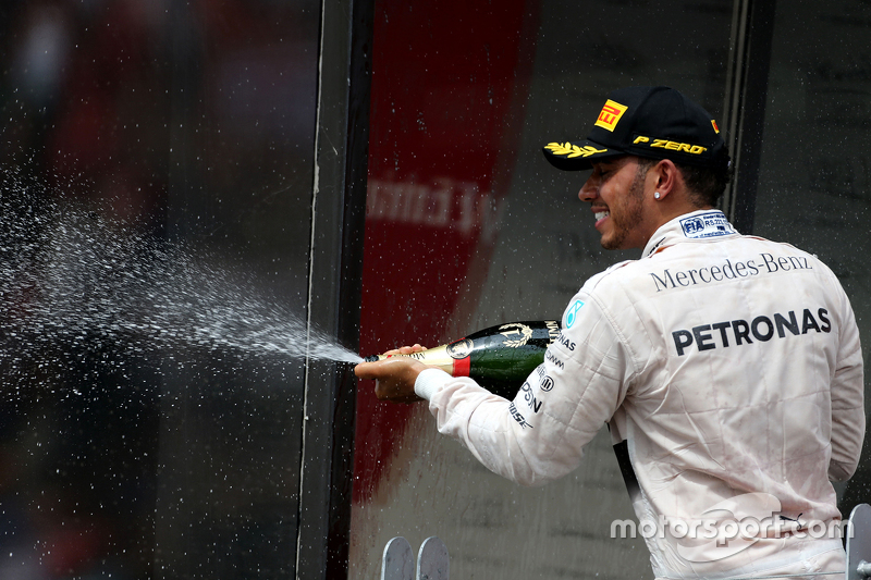 Podium: First place Lewis Hamilton, Mercedes AMG F1