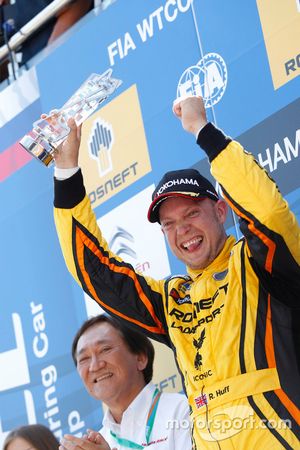 Secondo posto Rob Huff, Lada Vesta WTCC, Lada Sport Rosneft