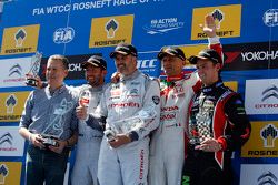 1st position Yvan Muller, Citroën C-Elysée WTCC, Citroën World Touring Car team, 2nd position Jose M