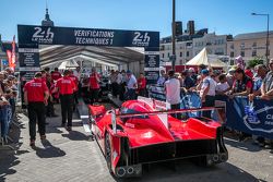 #23 Nissan Motorsports Nissan GT-R LM NISMO