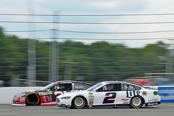 Brad Keselowski, Team Penske Ford and Ryan Newman, Richard Childress Racing Chevrolet