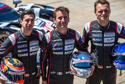 #18 Porsche Team Porsche 919 Hybrid: Romain Dumas, Neel Jani, Marc Lieb
