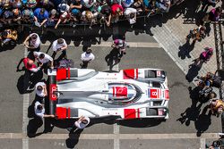 #8 Audi Sport Team Joest Audi R18 e-tron quattro