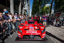 #23 Nissan Motorsports Nissan GT-R LM NISMO