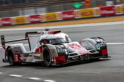 #8 Audi Sport Team Joest Audi R18 e-tron quattro: Lucas di Grassi, Loic Duval, Oliver Jarvis