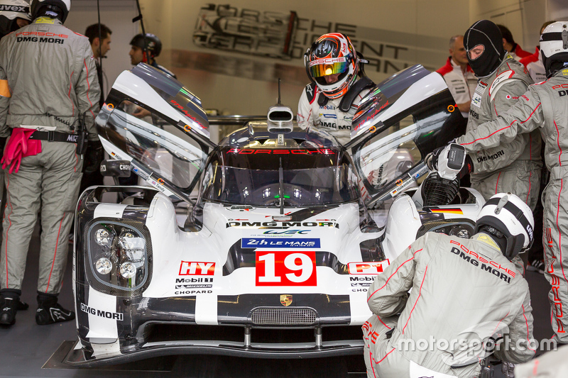 #19 Porsche Takımı - Porsche 919 Hibrit: Nico Hulkenberg, Nick Tandy, Earl Bamber