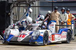 #1 Toyota Racing Toyota TS040 Hybrid: Sébastien Buemi, Anthony Davidson, Kazuki Nakajima