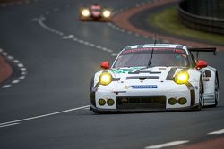 #91 Porsche Team Manthey Porsche 911 RSR: Richard Lietz, Jörg Bergmeister, Michael Christensen