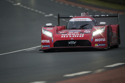 #22 Nissan Motorsports Nissan GT-R LM NISMO: Harry Tincknell, Alex Buncombe, Michael Krumm