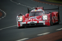 #17 Porsche Team Porsche 919 Hybrid: Timo Bernhard, Mark Webber, Brendon Hartley