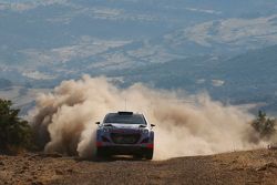 Thierry Neuville and Nicolas Gilsoul, Hyundai i20 WRC, Hyundai Motorsport