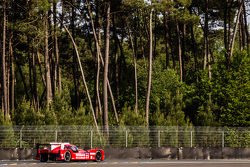 #23 Nissan Motorsports Nissan GT-R LM NISMO: Olivier Pla, Jann Mardenborough, Max Chilton
