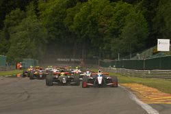 1st lap; #5 Nicholas Latifi, Arden Motorsport