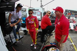 Dario Franchitti, Sebastian Saavedra, Chip Ganassi Racing Chevrolet et Paul Tracy