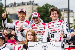 Nissan GT-R LM NISMO команды Nissan Motorsports: Цугио Мацуда, Марк Шульжицкий и Лукас Ордонес