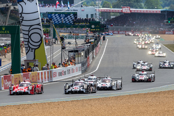 Rennstart bei den 24 Stunden von Le Mans 2015
