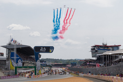 Patrouille de France over Circuit de la Sarthe